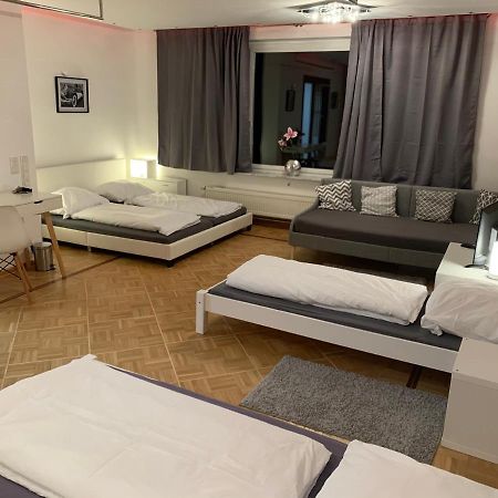 Aschaffapartment 4 Schlafzimmer Bis 10 Personen Bei Aschaffenburg Mainaschaff エクステリア 写真