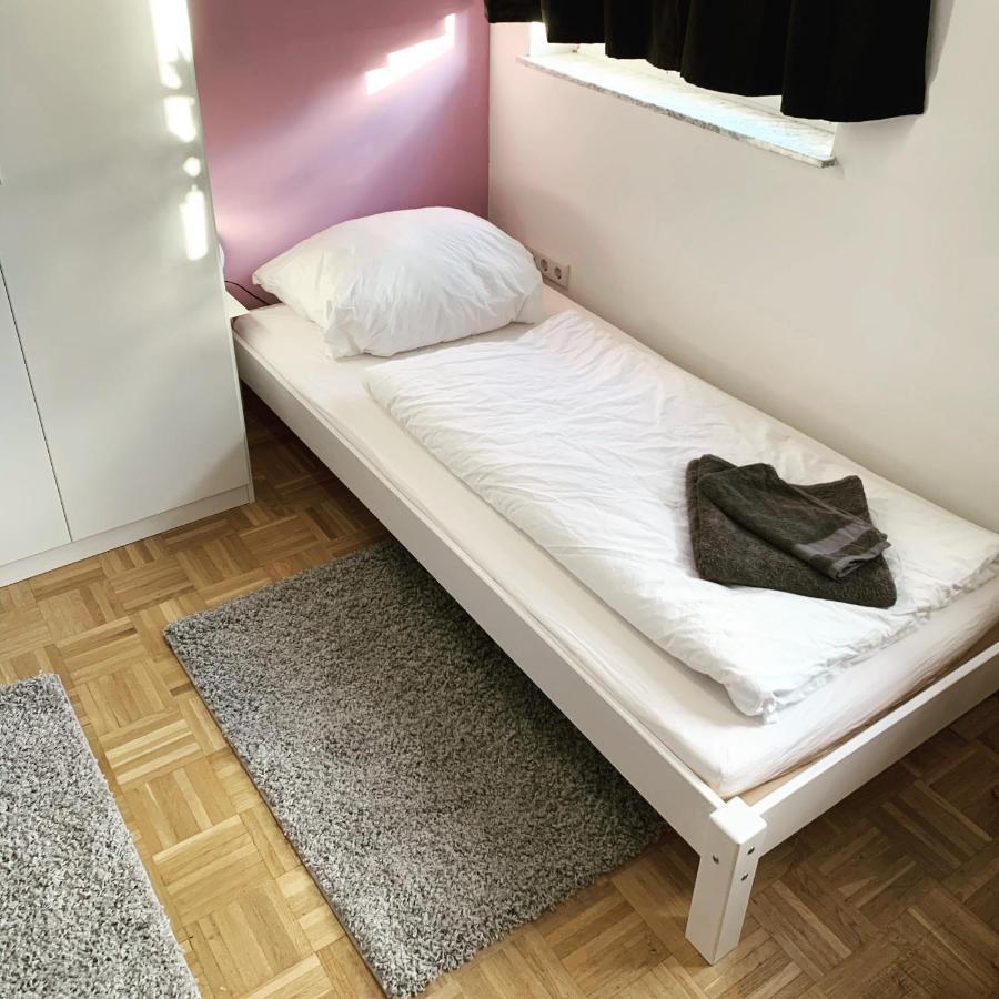 Aschaffapartment 4 Schlafzimmer Bis 10 Personen Bei Aschaffenburg Mainaschaff エクステリア 写真