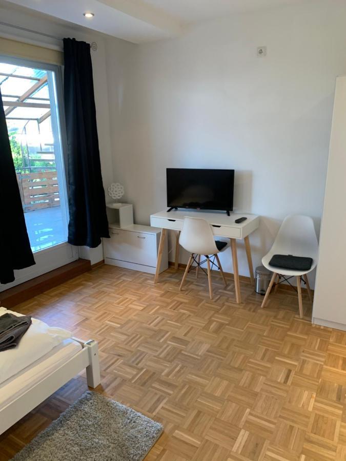 Aschaffapartment 4 Schlafzimmer Bis 10 Personen Bei Aschaffenburg Mainaschaff エクステリア 写真