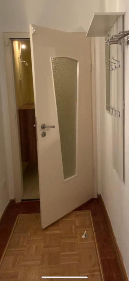 Aschaffapartment 4 Schlafzimmer Bis 10 Personen Bei Aschaffenburg Mainaschaff エクステリア 写真