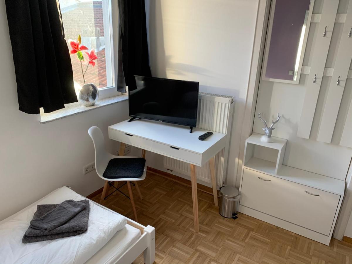 Aschaffapartment 4 Schlafzimmer Bis 10 Personen Bei Aschaffenburg Mainaschaff エクステリア 写真