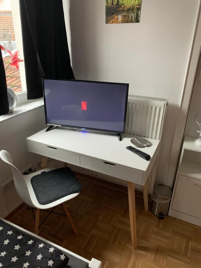 Aschaffapartment 4 Schlafzimmer Bis 10 Personen Bei Aschaffenburg Mainaschaff エクステリア 写真
