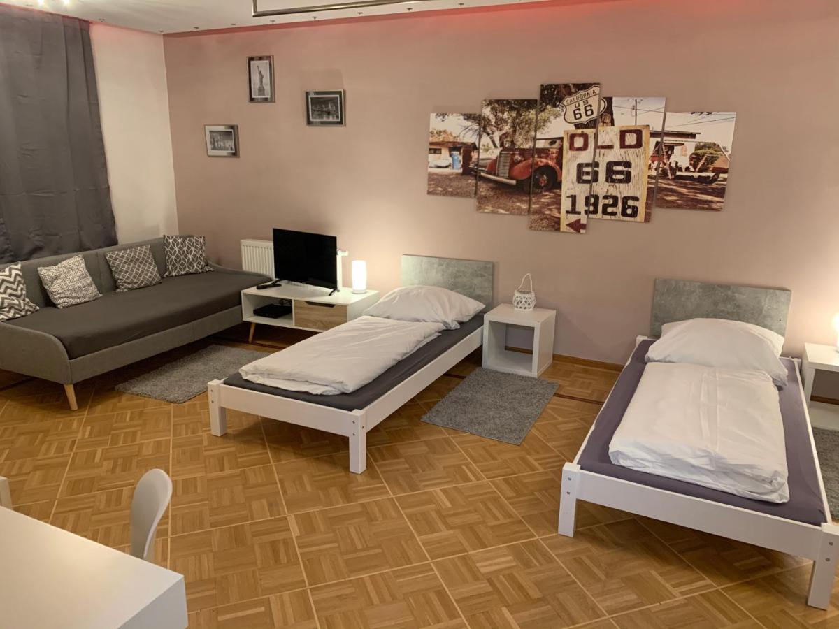 Aschaffapartment 4 Schlafzimmer Bis 10 Personen Bei Aschaffenburg Mainaschaff エクステリア 写真