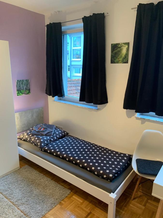 Aschaffapartment 4 Schlafzimmer Bis 10 Personen Bei Aschaffenburg Mainaschaff エクステリア 写真